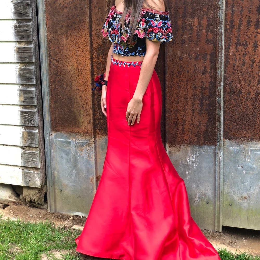 Red Prom Dress - Picture 2 of 3